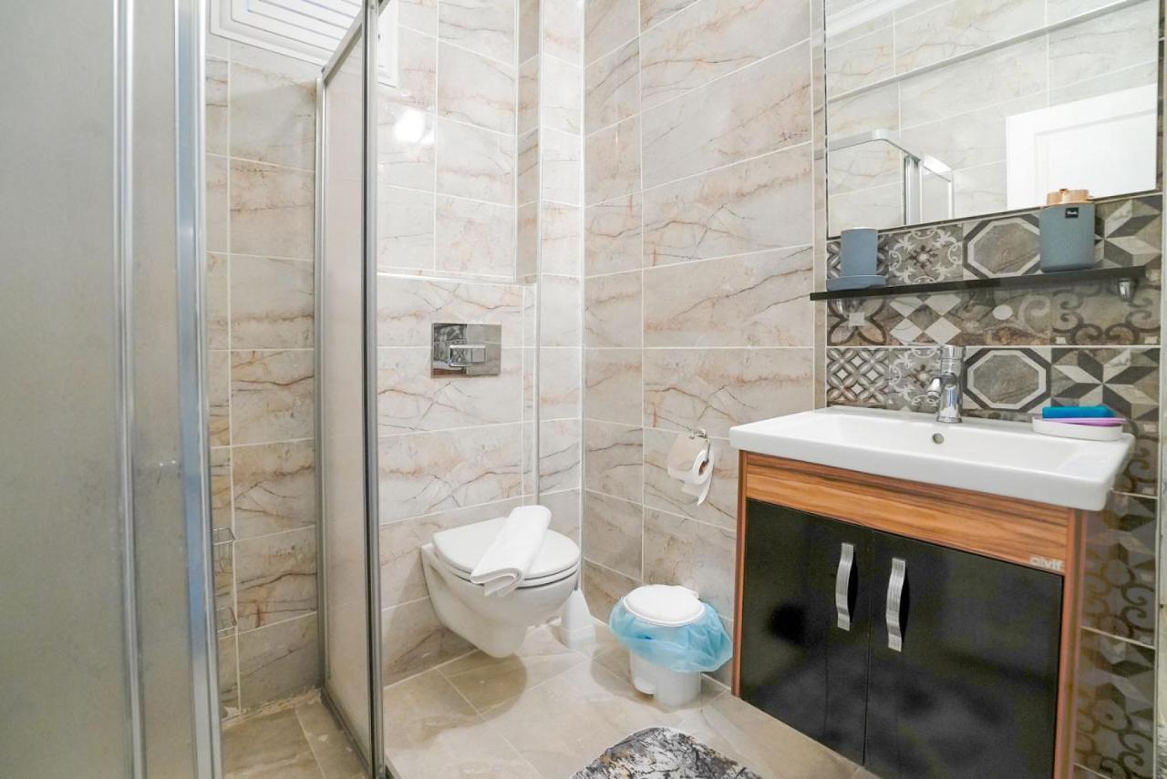 Central And Comfy Flat With Balcony In Muratpasa Antália Exterior foto